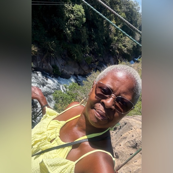 The tray is loaded🎁
Un/Listed Items!
Shop till You Drop! - Picture 6 of 14